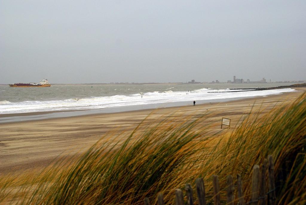 Appartement De Graanzolder Aan Zeeuwse Kust Hoofdplaat Exterior foto